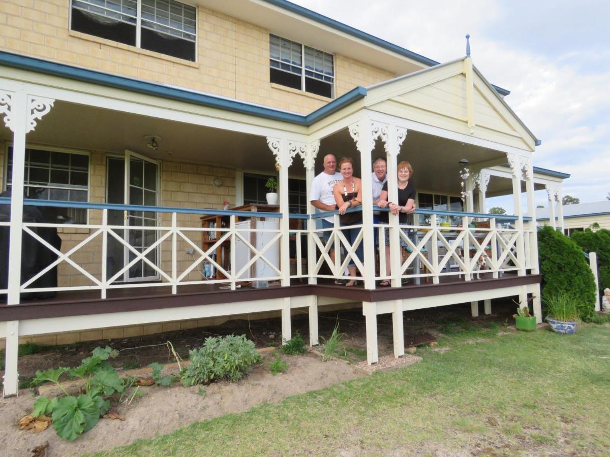 Grovely House Bed and Breakfast Stanthorpe Buitenkant foto