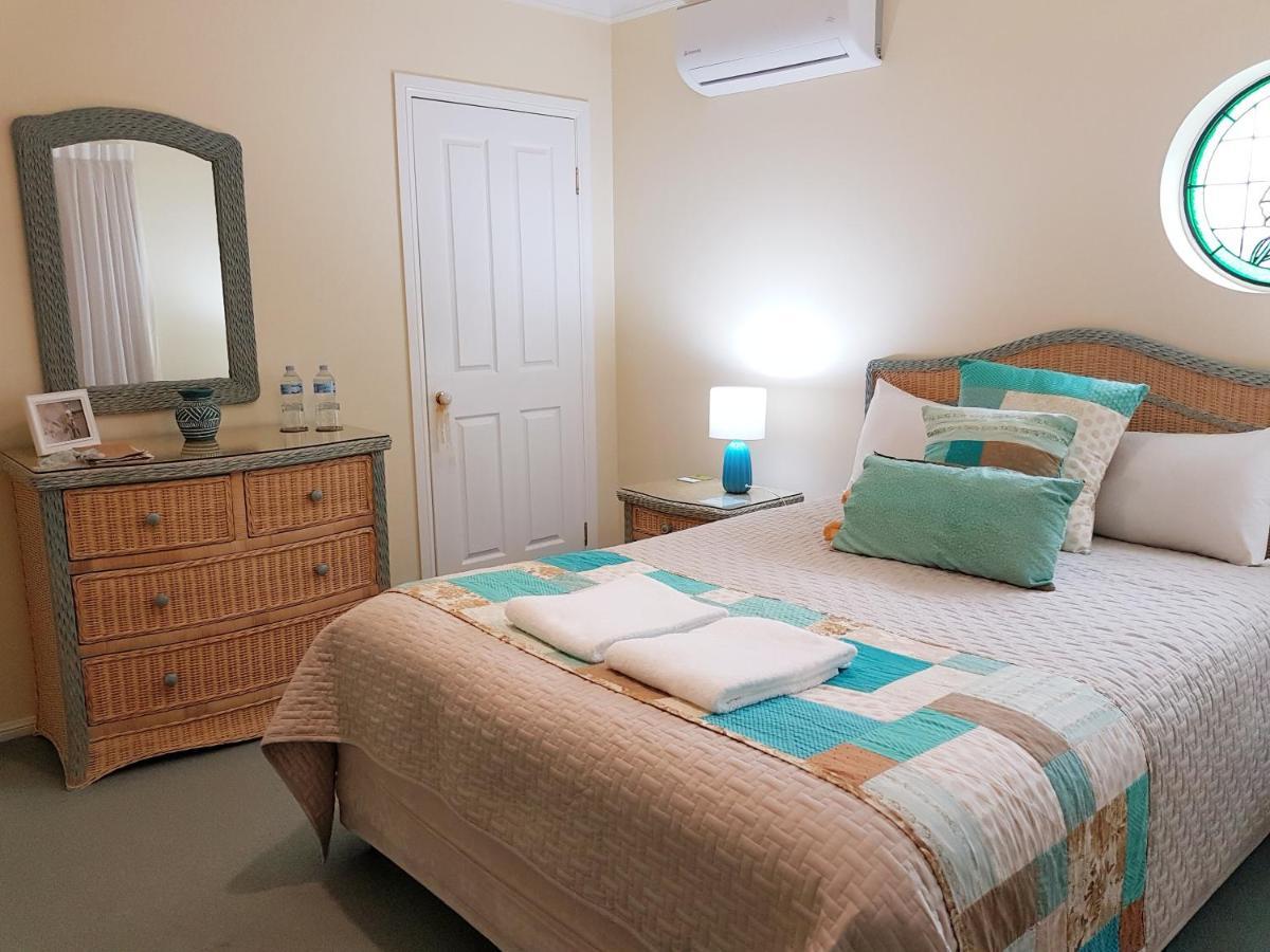 Grovely House Bed and Breakfast Stanthorpe Buitenkant foto